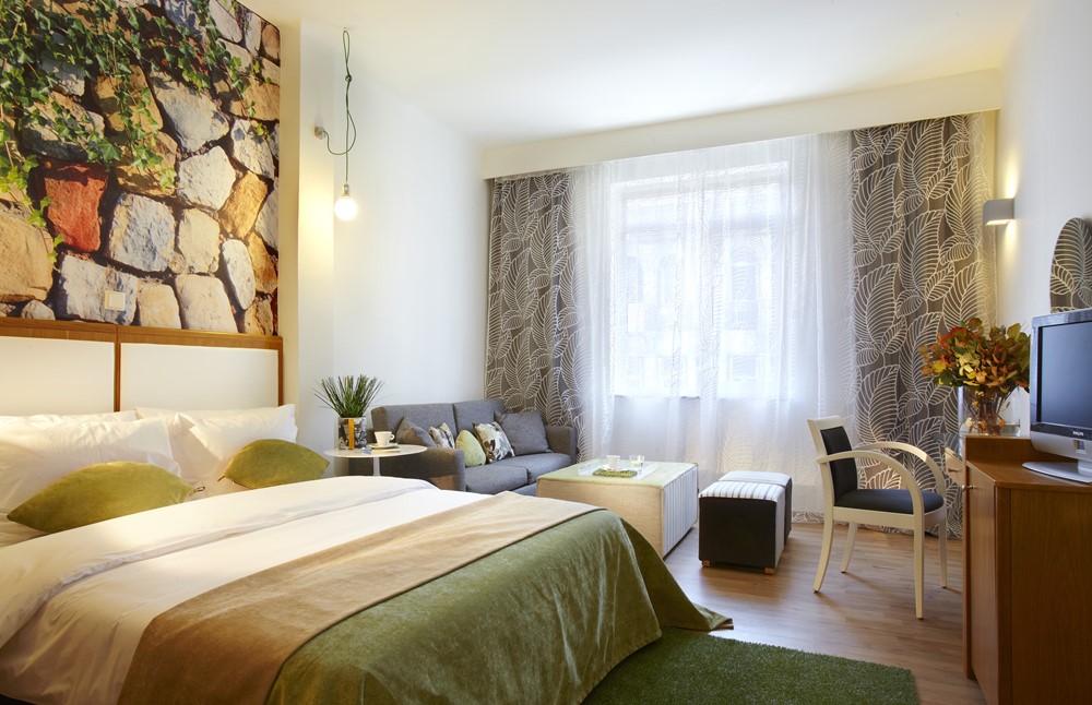 Hotel City junior suite.jpg