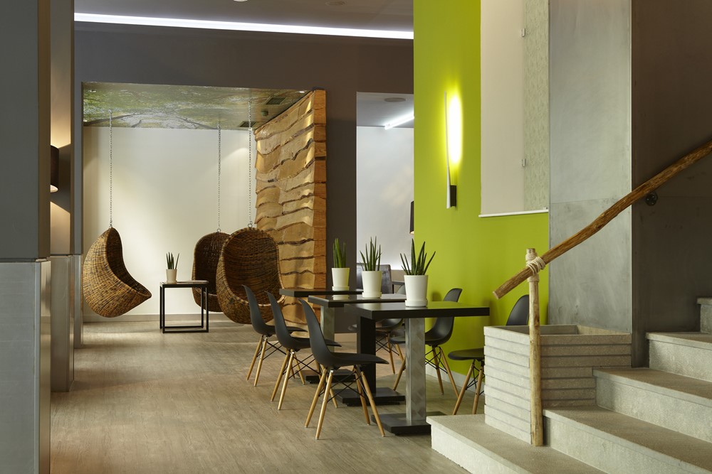 Hotel City lobby.jpg