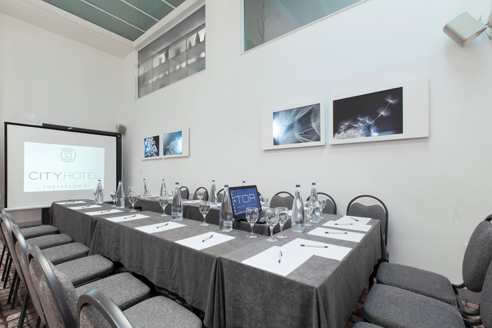 Hotel City meeting room 1.jpg
