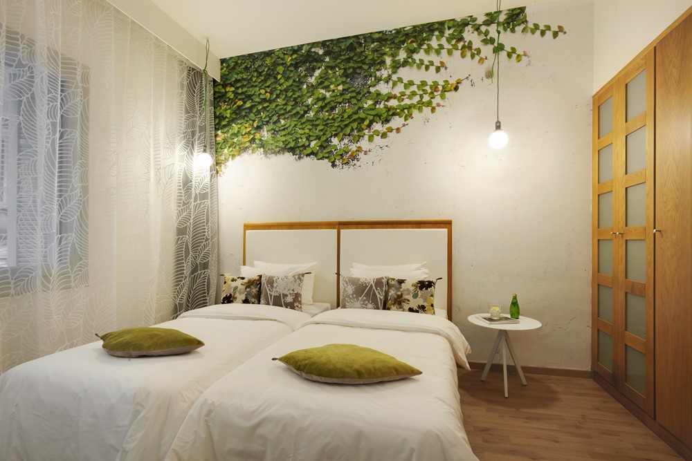 Hotel City twin room.jpg