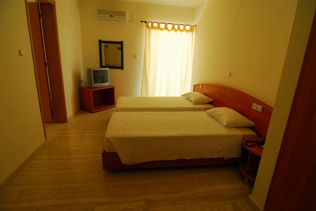 Hotel Cleopatra double room.jpg
