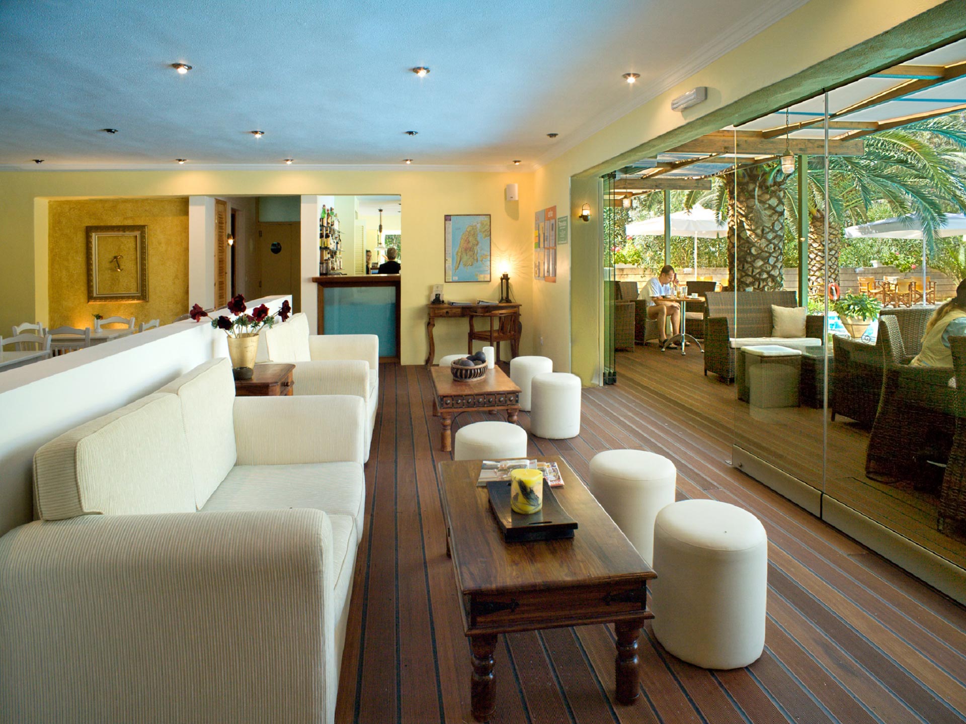 Hotel Cleopatra Beach lobby.jpg