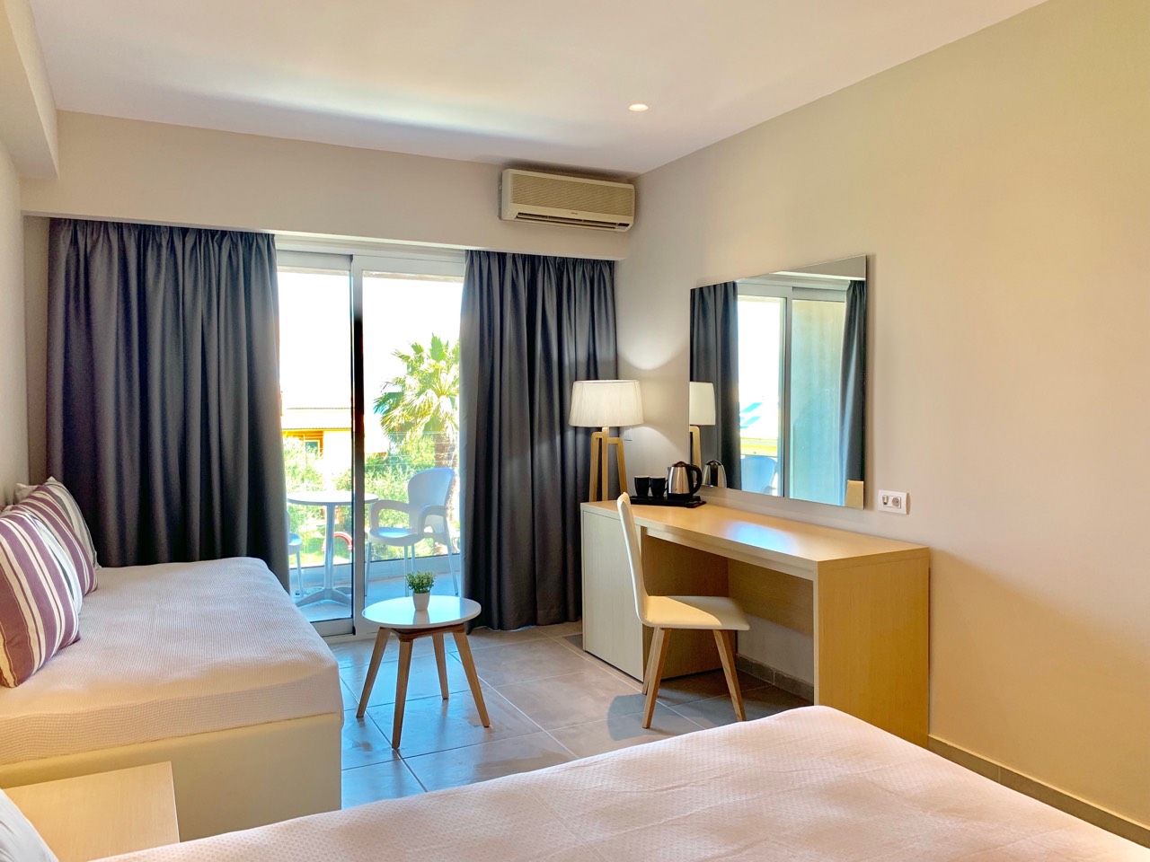 Hotel CNIC Gemini economy family room.jpg