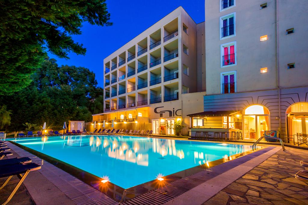 Hotel CNIC Hellinis 2.jpg