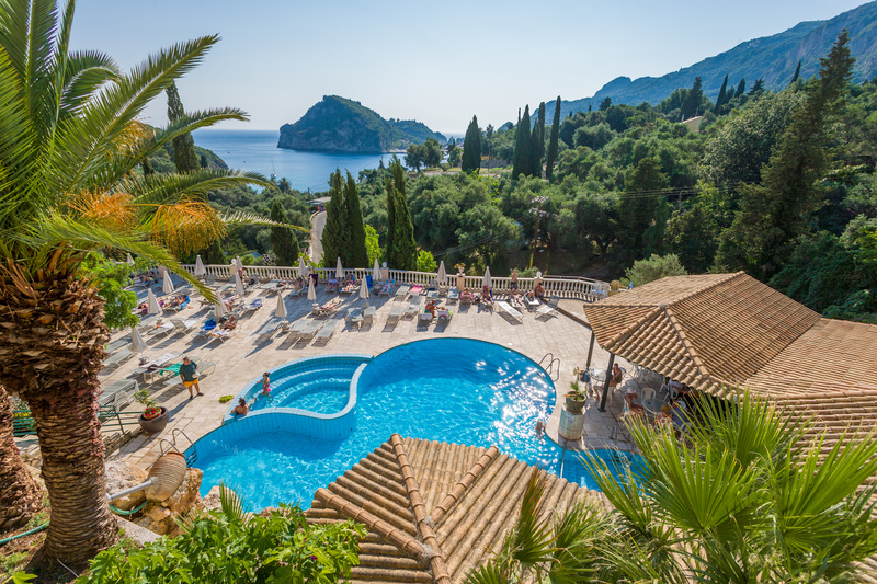 Hotel CNIC Paleo ArtNouveau pool.jpg