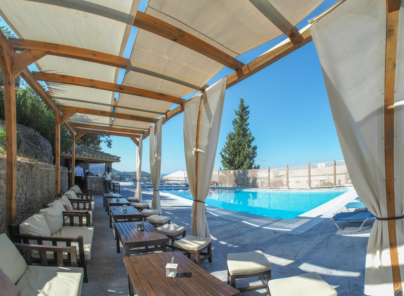 Hotel CNIC Paleo ArtNouveau roof pool.jpg