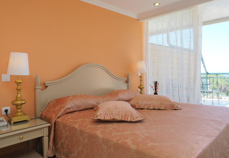Hotel CNIC Paleo ArtNouveau suite 1.jpg