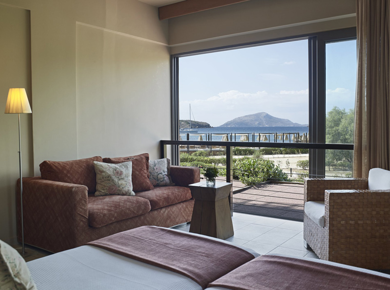 Hotel Aegeon Beach junior suite with enclosed balcony 1.jpg