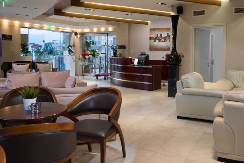 Cosmopolitan hotel _ spa recepcija i lobi jpg.jpg