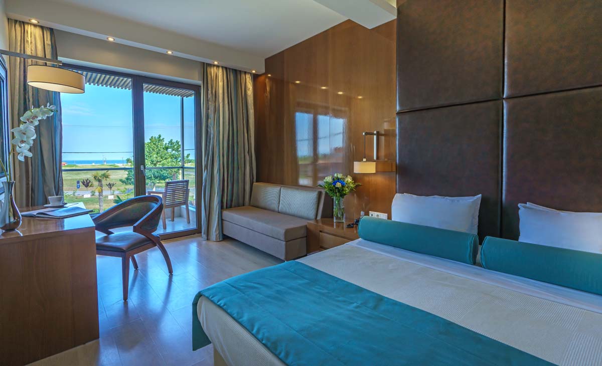 Cosmopolitan hotel _ spa suite .jpg