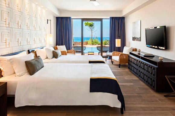 Hotel Costa Navarino Romanos ambassador villas 1.jpg