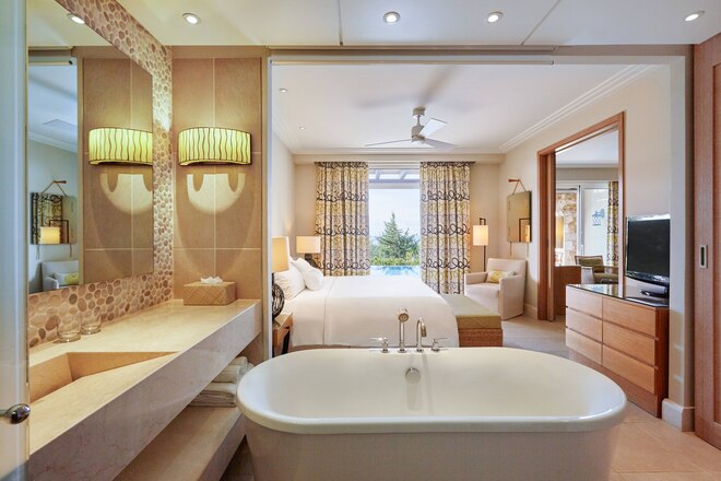 Hotel Costa Navarino Westin infinity premium suites 1.jpg