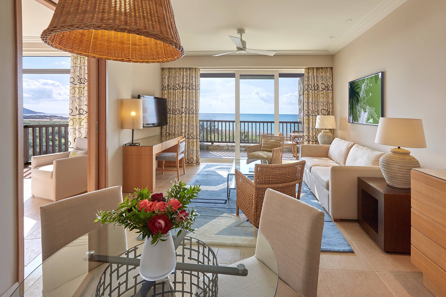 Hotel Costa Navarino Westin premium suites.jpg