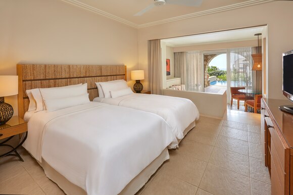 Hotel Costa Navarino Westin superior infinity room.jpg