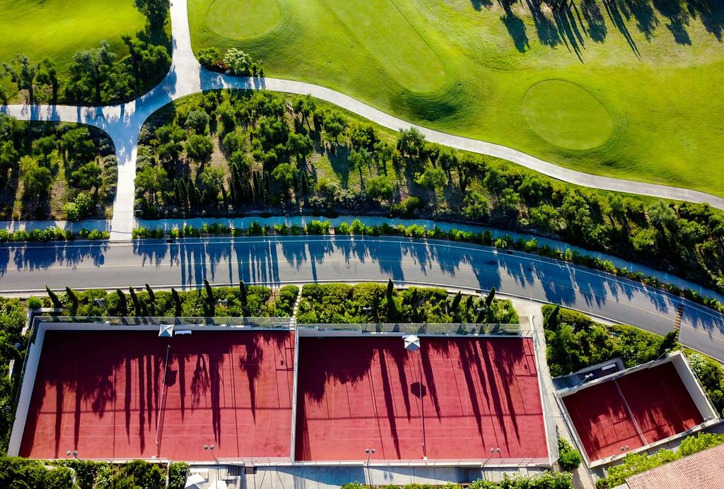 Hotel Costa Navarino Westin tennis court.jpg