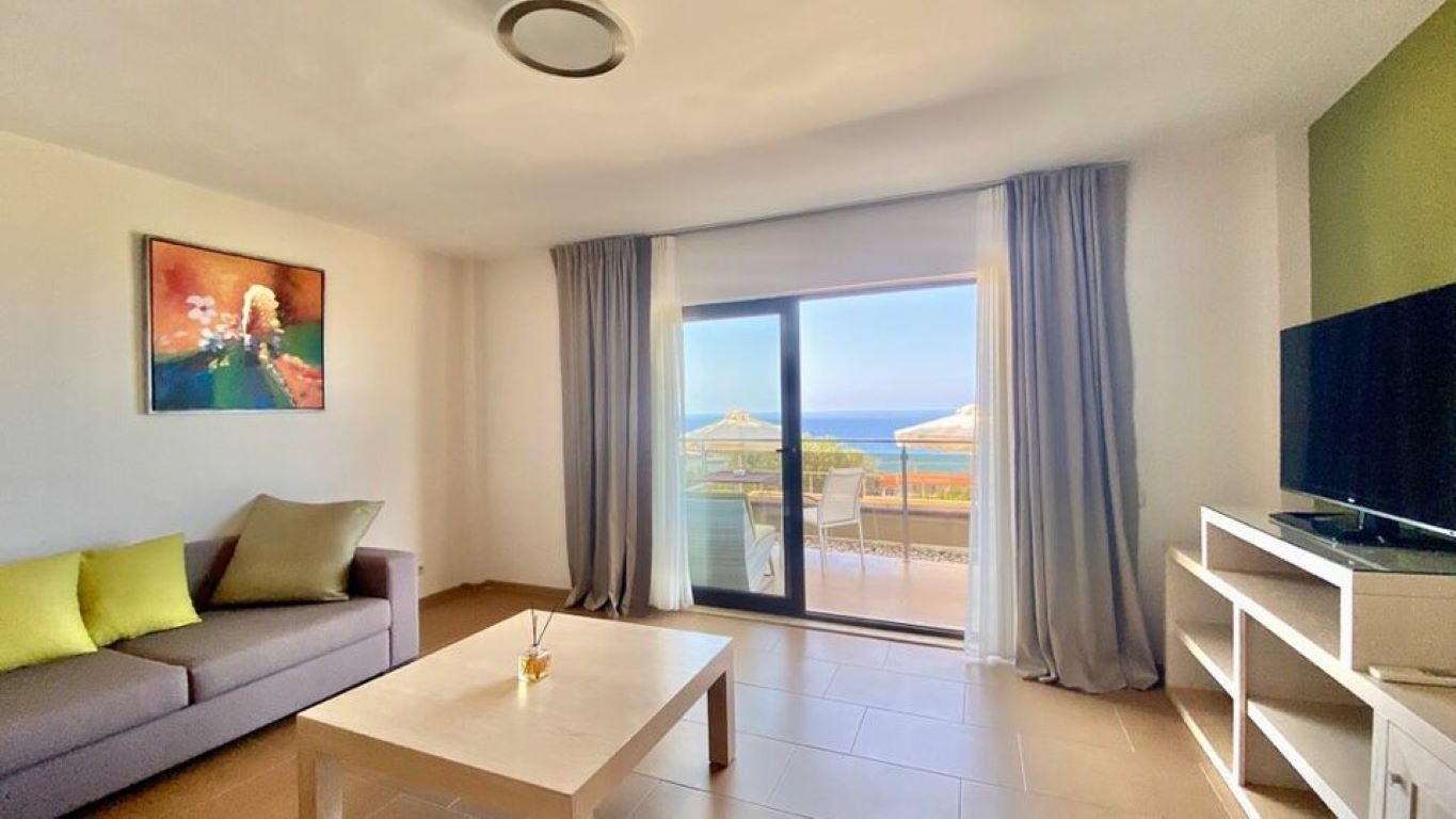 Cronwell Rahoni Hotel-Luksuzan suite.jpg