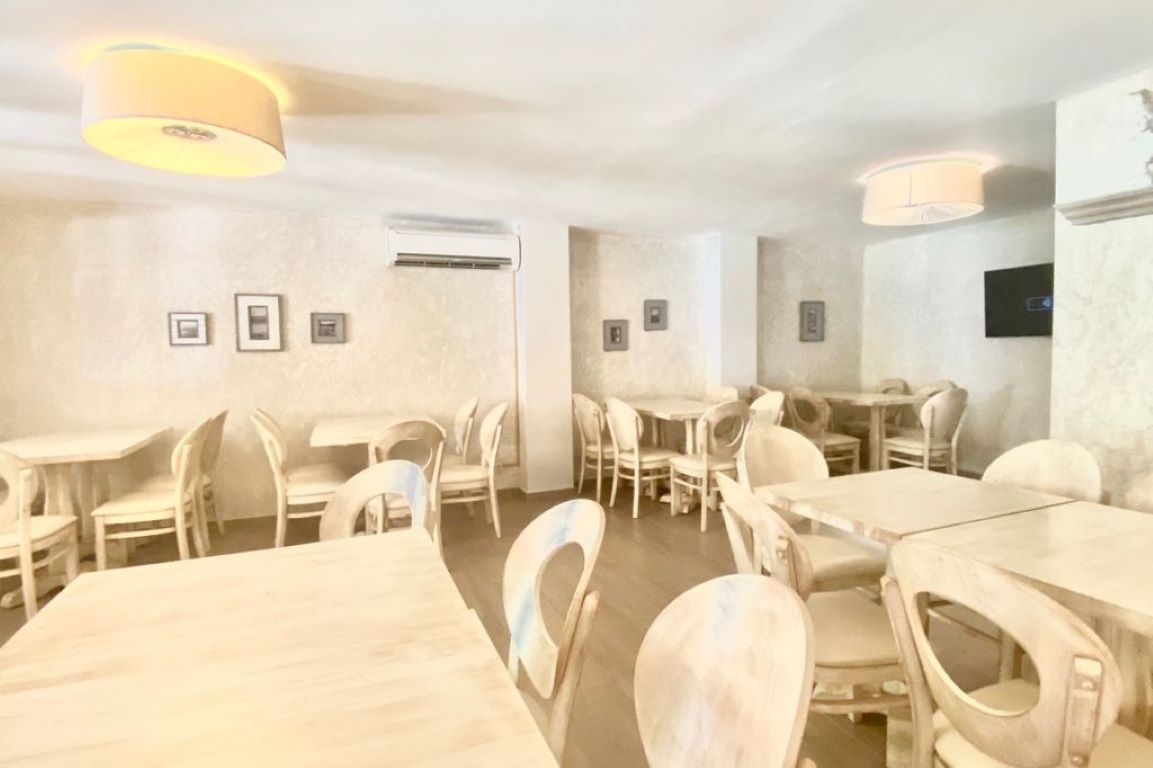 Cronwell Rahoni-Restoran.jpg