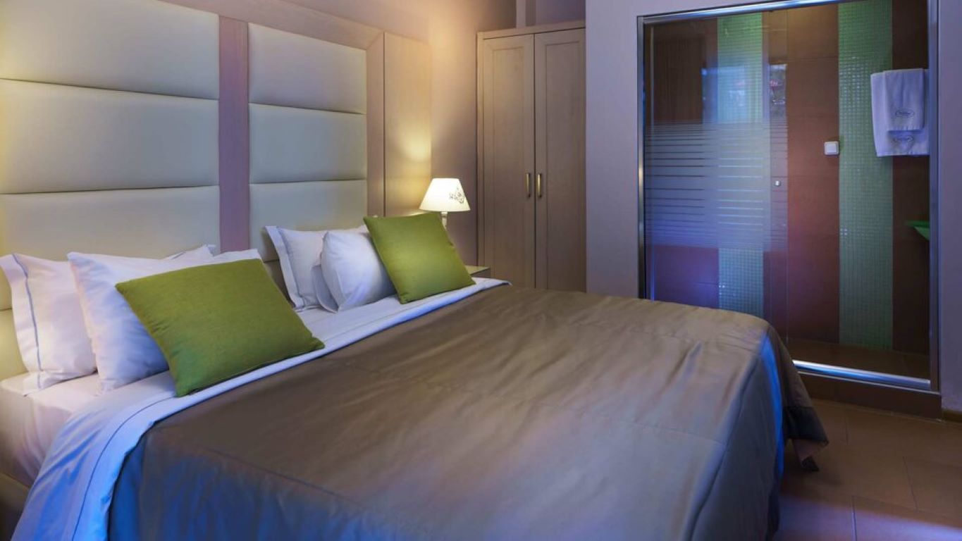 Hotel Cronwell Rahoni-Luksuzan suite.jpg