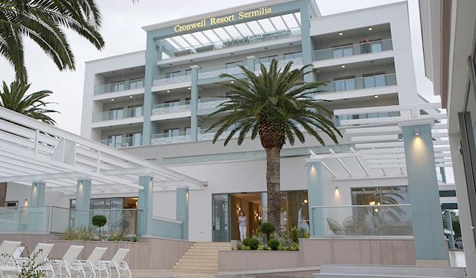 Hotel Cronwell Sermilia.jpg