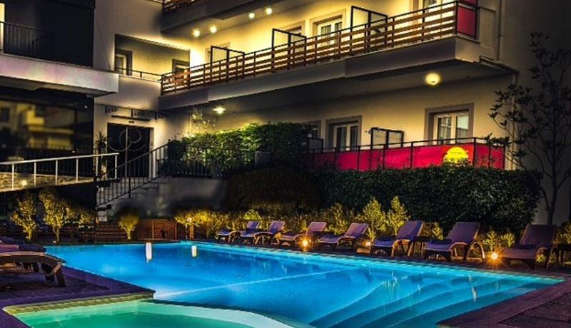 Hotel Dafni Plus pool.jpg