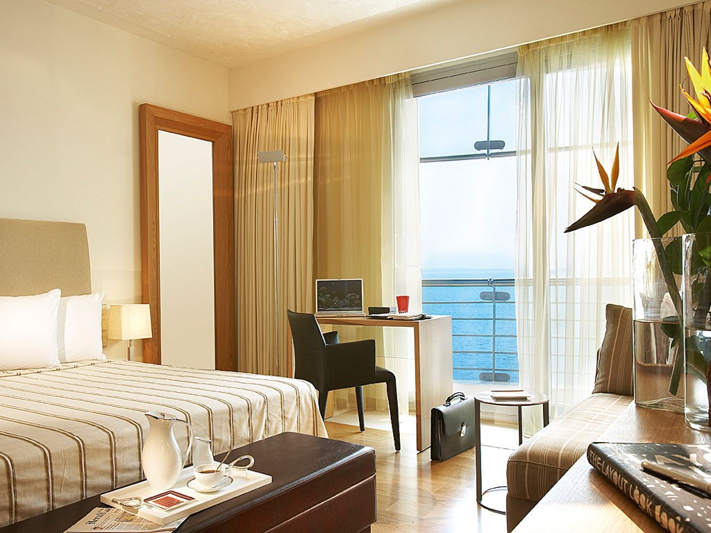 Hotel Daios Luxury Living executive room.jpeg