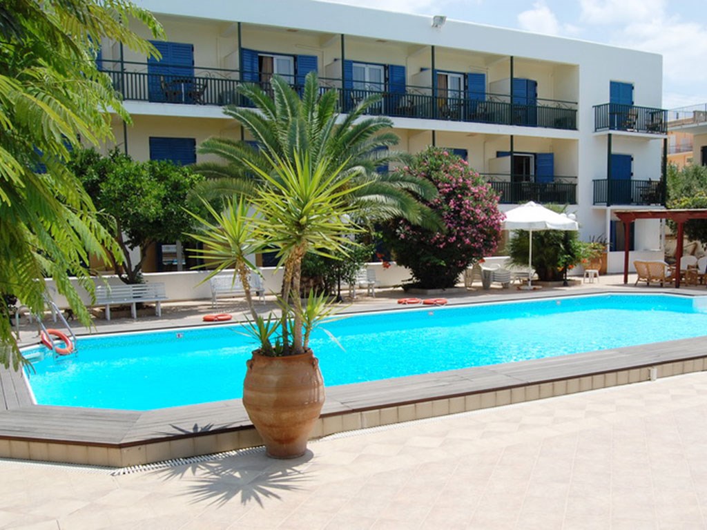 Hotel Danae 2.jpeg