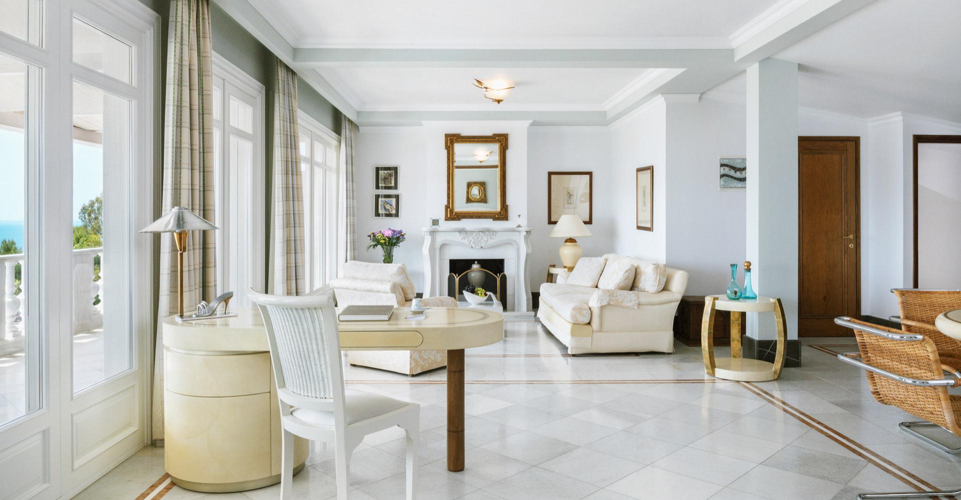 Hotel danai Beach Resort mediterranean suite 1.jpg