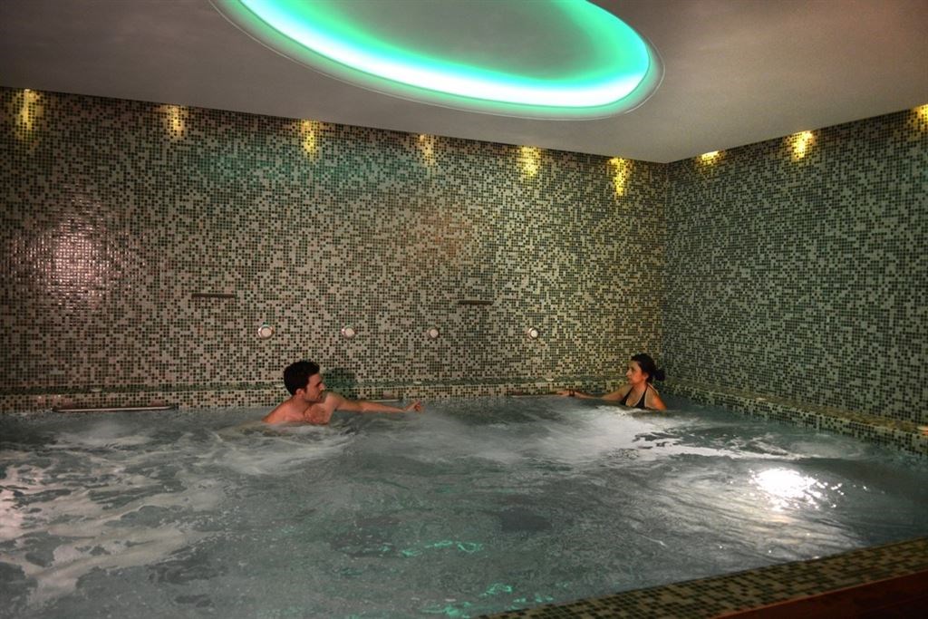 Danai Hotel _ Spa jacuzzi.jpeg