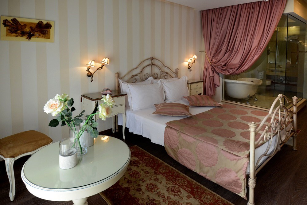 Danai Hotel _ Spa junior suite 2.jpg