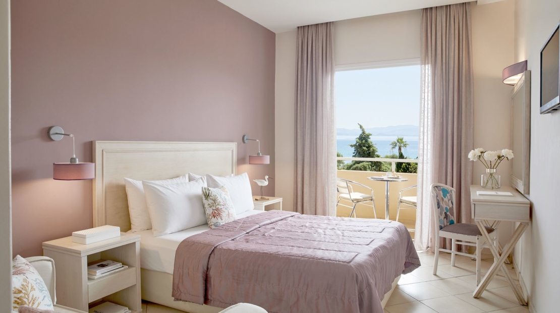 Hotel Delfinia standard double room sea side pool view.jpg