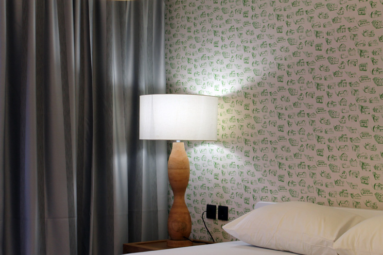 Despotiko Apartment Hotel _ Suites  deluxe green apartman spavaća soba.jpg