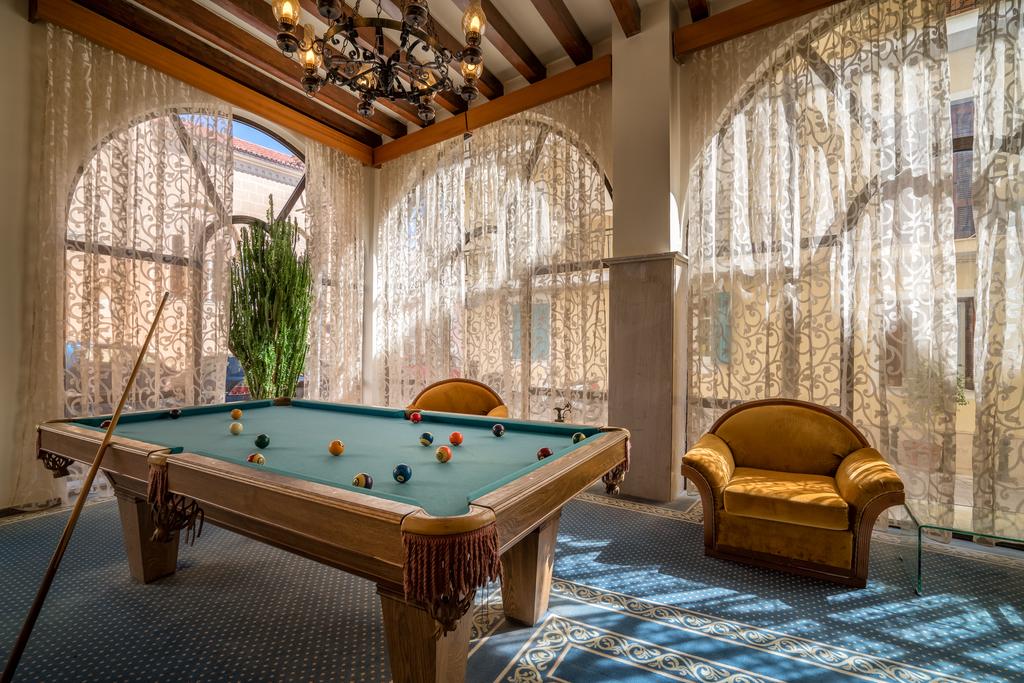 Hotel Diana billiar.jpg