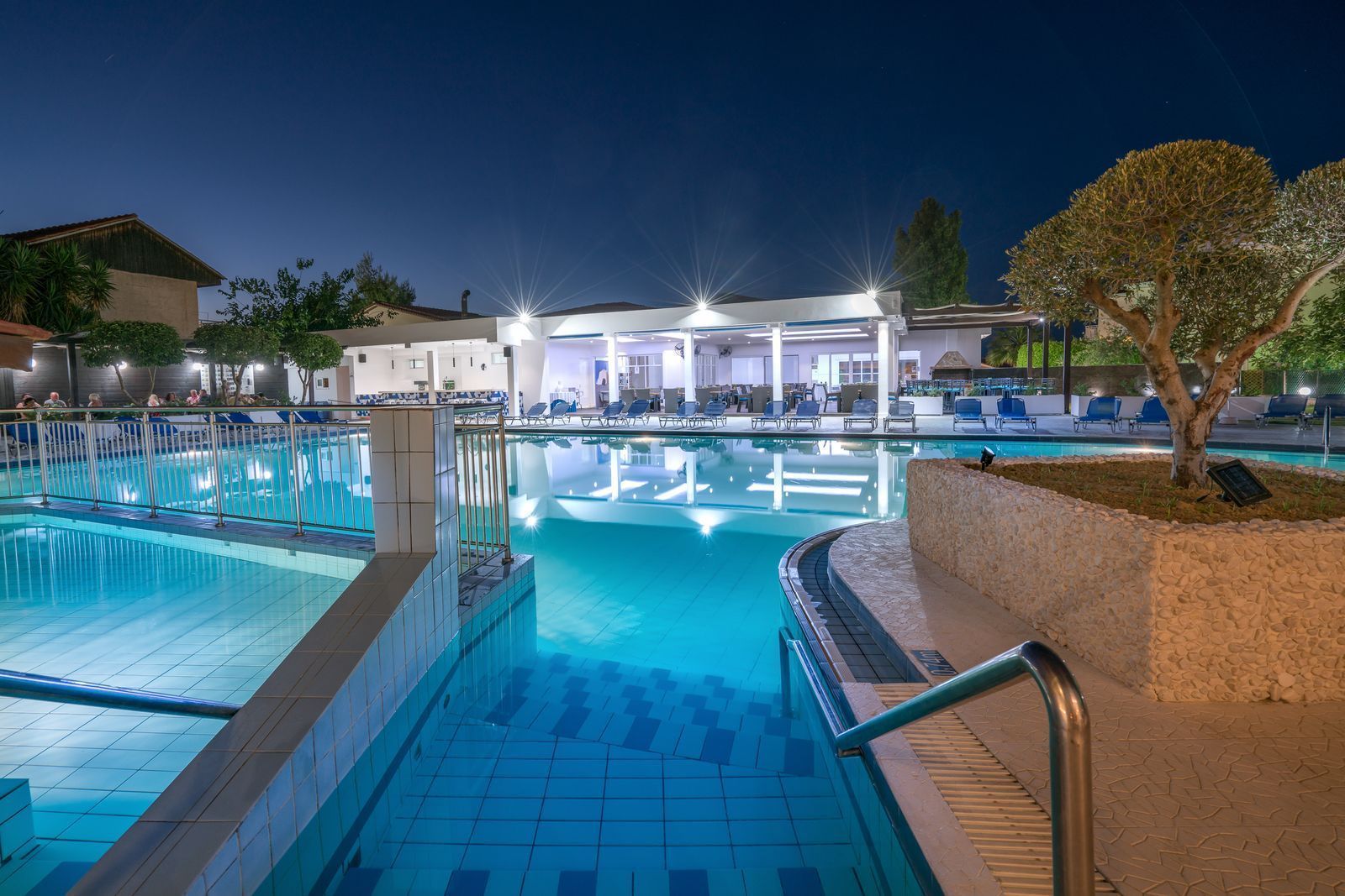 Hotel Diana Palace pool 1.jpeg