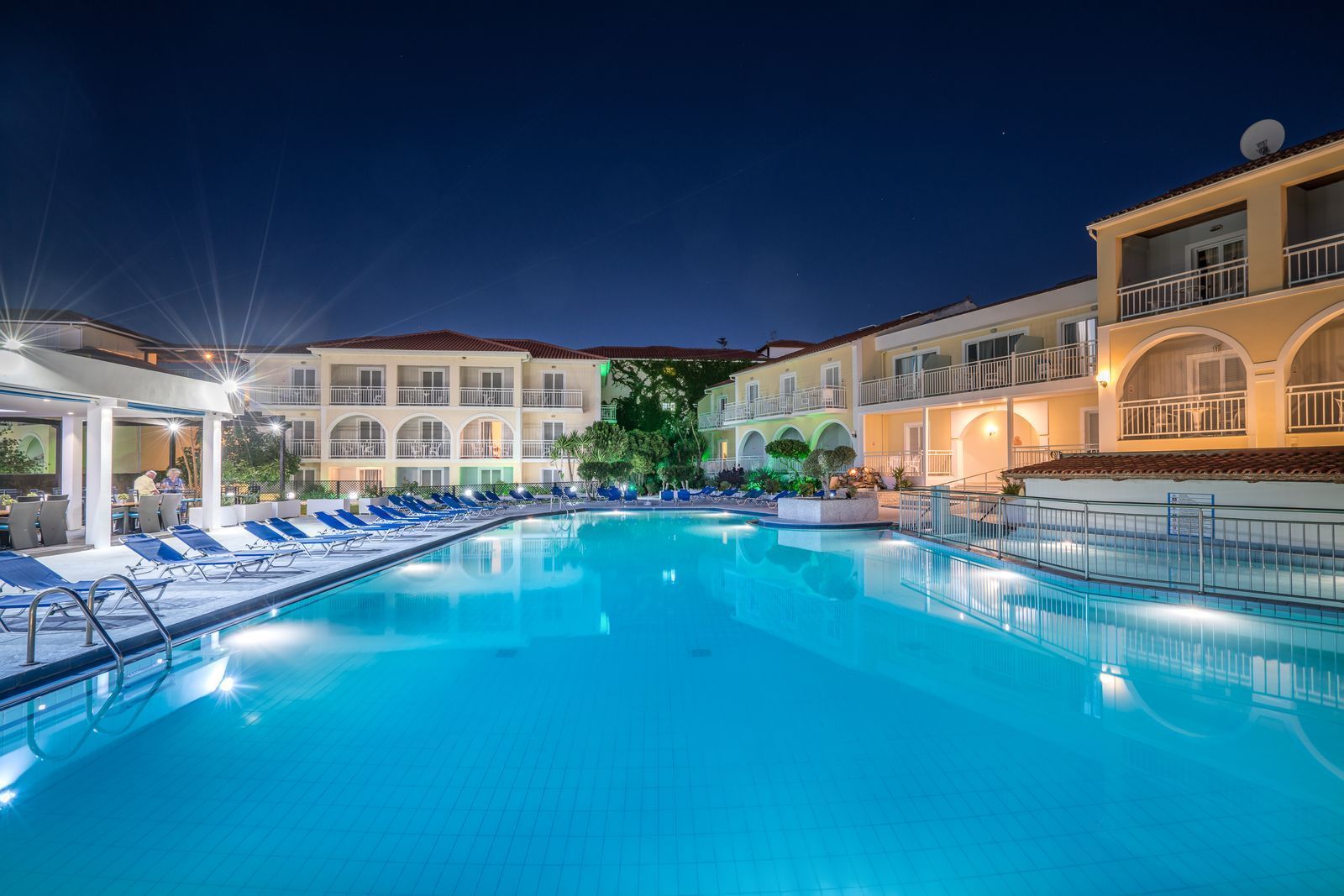 Hotel Diana Palace pool.jpeg