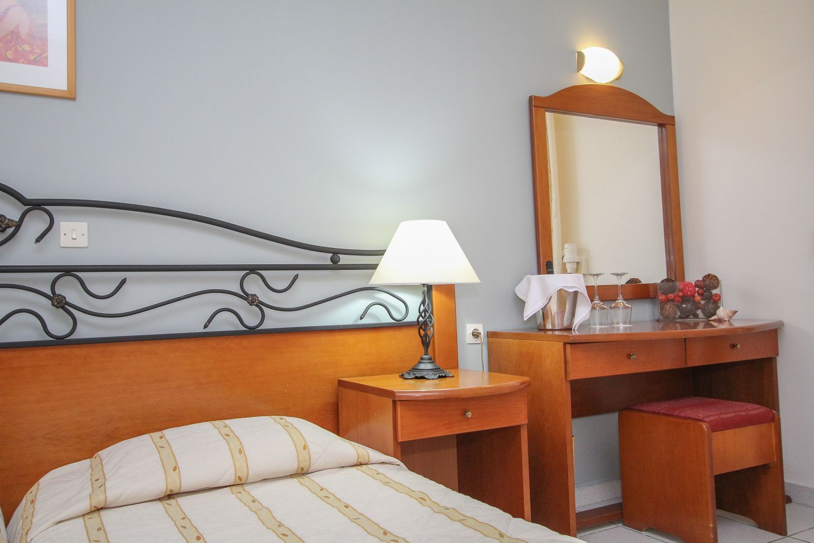 Hotel Diana Palace standard single room.jpeg