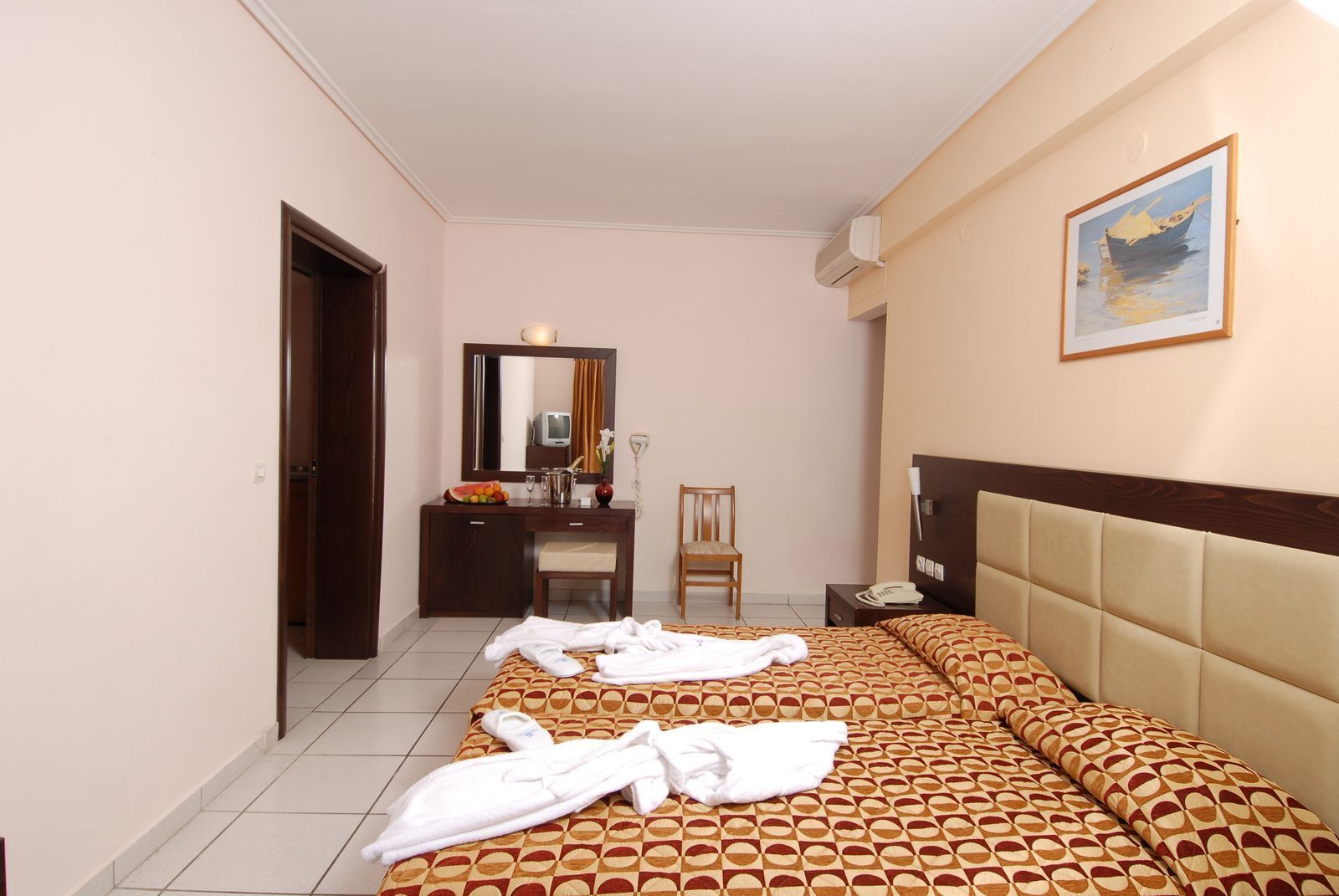Hotel Diana Palace two bedroom family room 2.jpeg