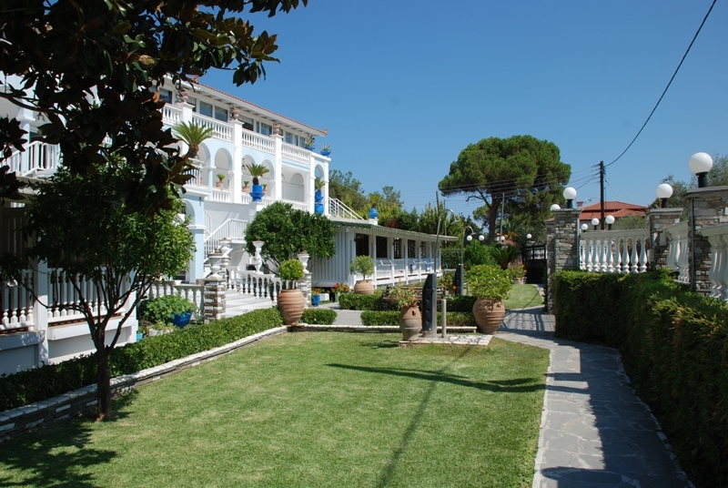 Hotel Diaporos - vrt.jpg