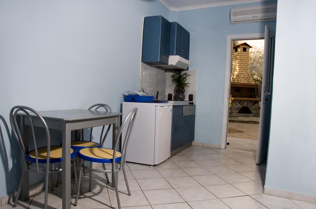 Hotel Dimitra kitchen.jpg