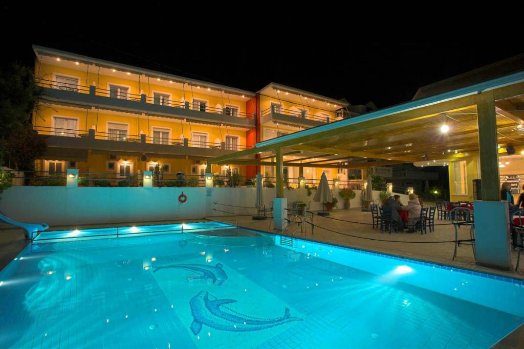 Hotel Dimitra pool.jpg