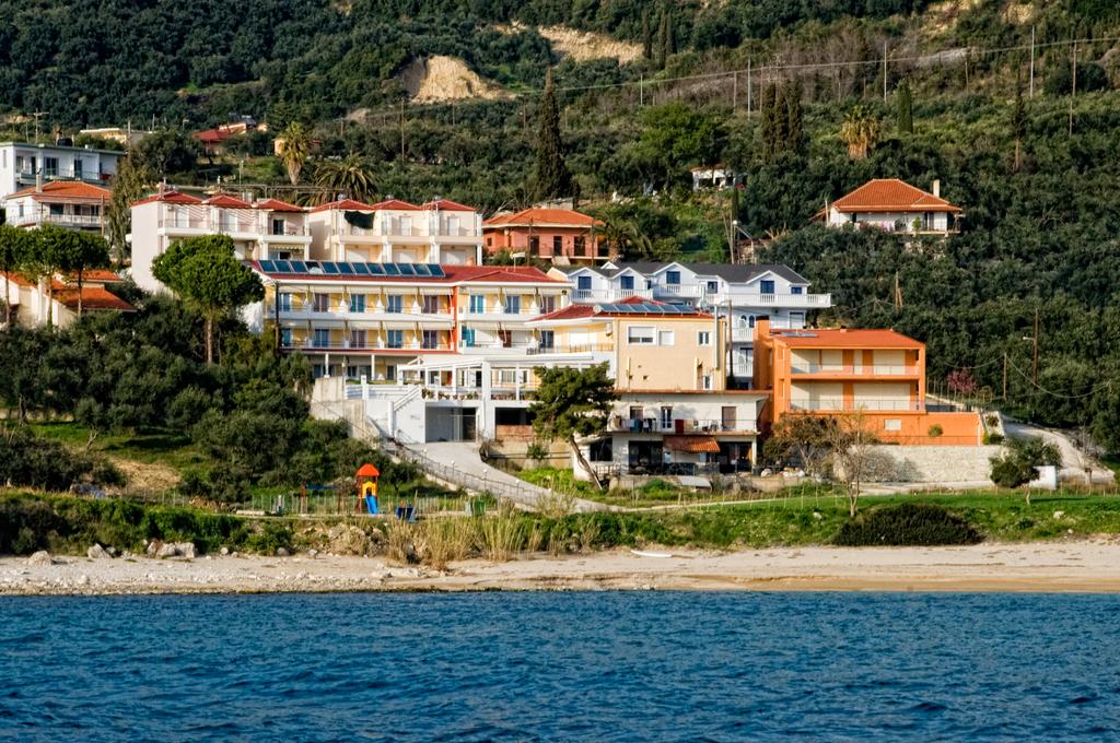 Hotel Dimitra.jpg