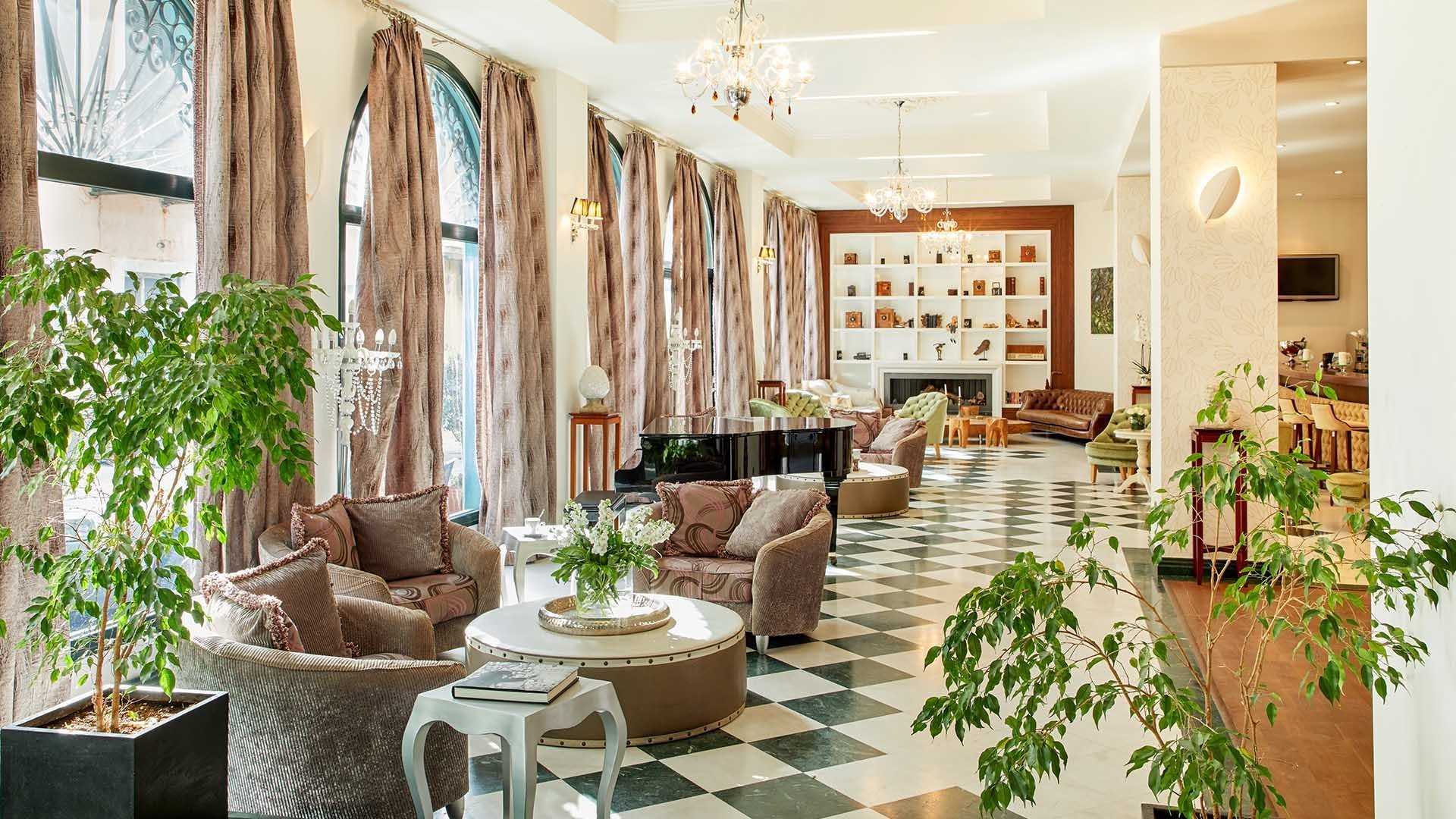 Hotel Dioni Boutique lobby 1.jpg