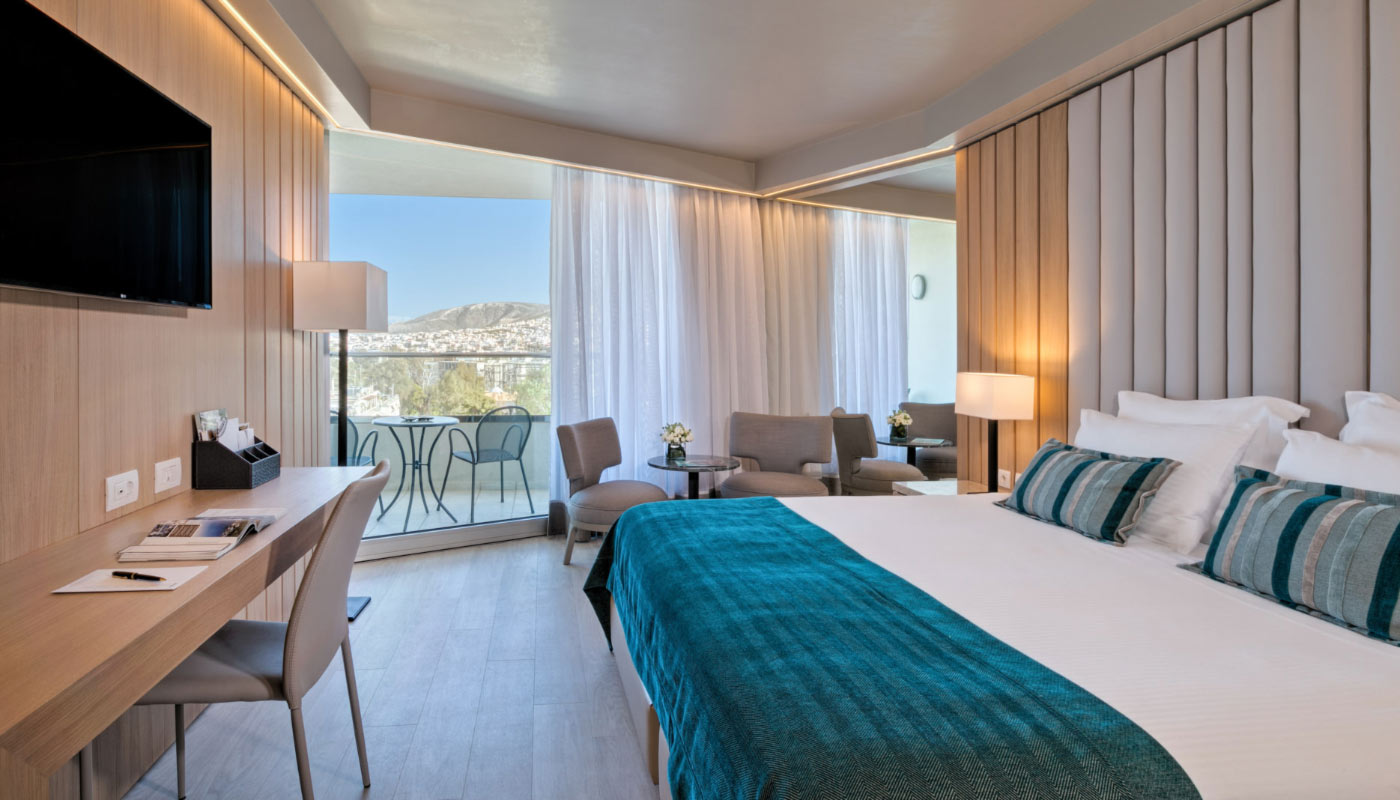 Hotel Divani Apollon Palace executive room.jpg
