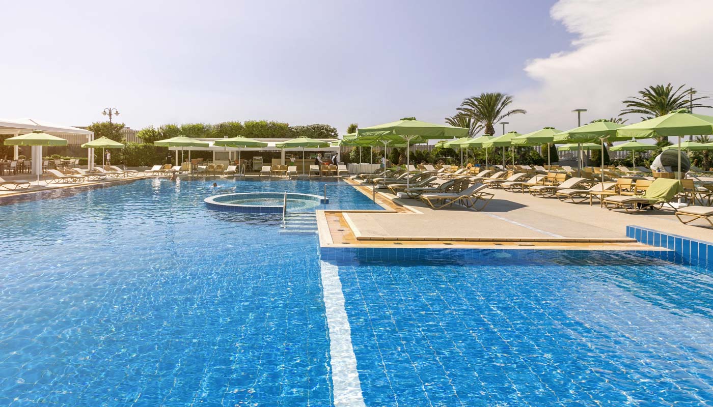 Hotel Divani Apollon Palace pools 1.jpg