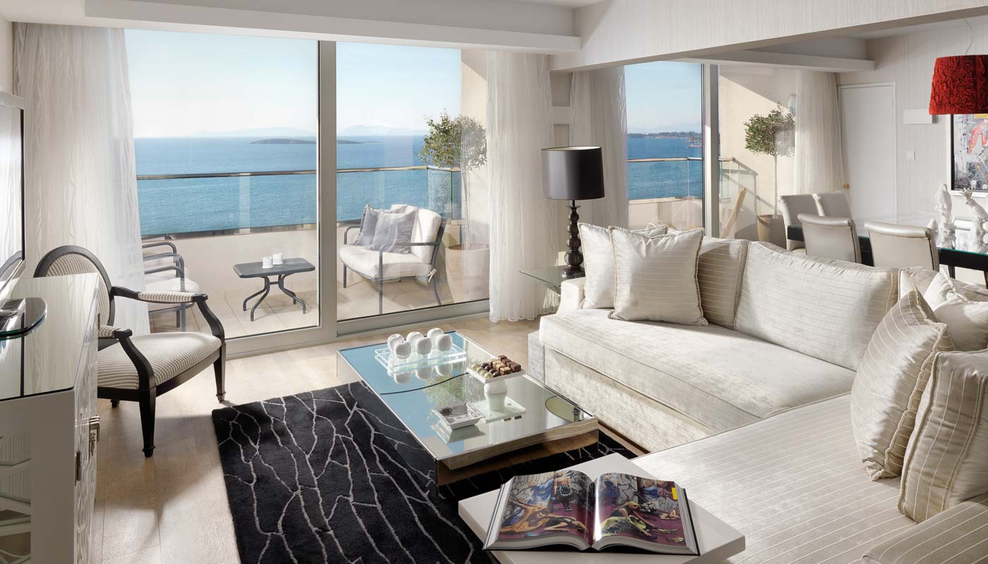 Hotel Divani Apollon Palace presidential suite 1.jpg