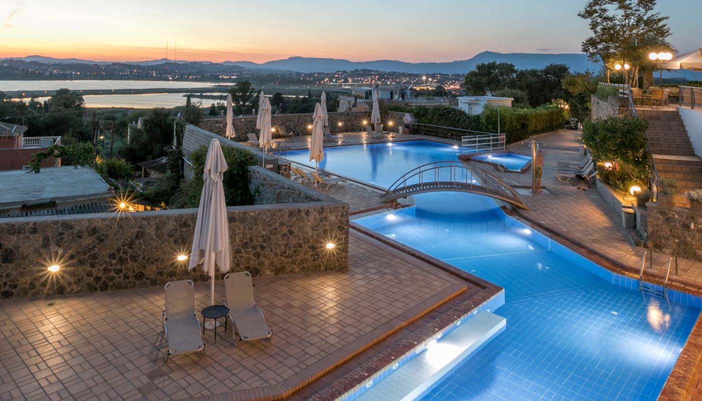 Hotel Divani Corfu Palace pool.jpg