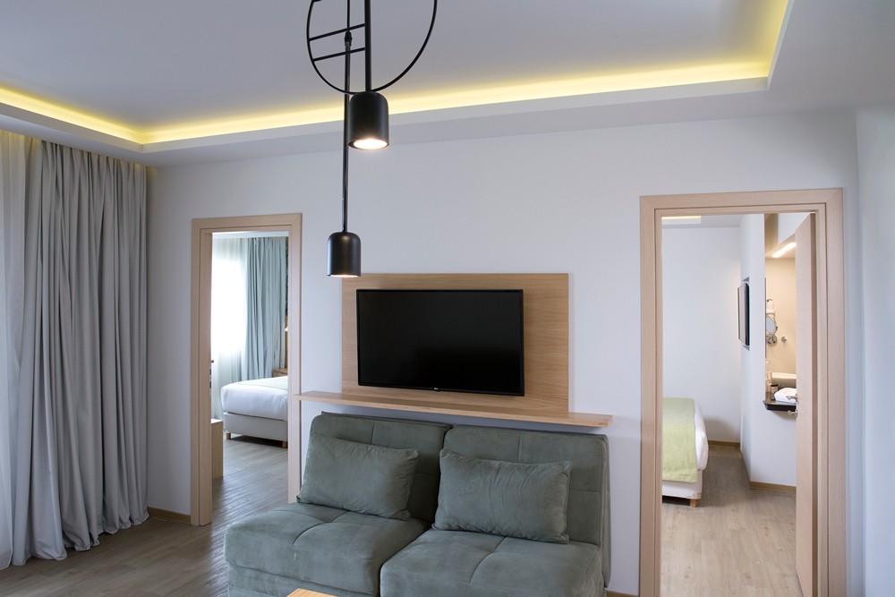 Hotel Dolce Attica Riviera Executive Family Bungalow Sea View 2.jpg