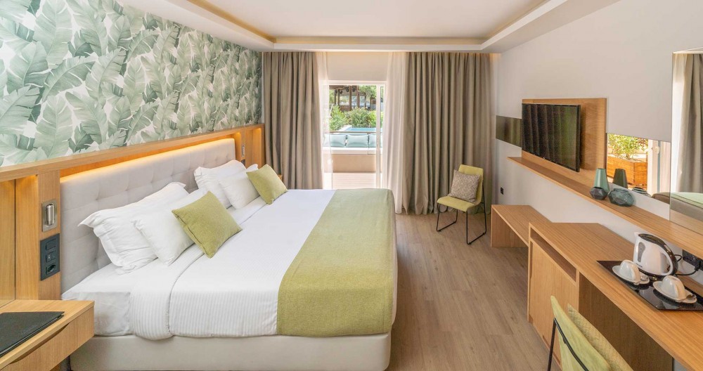 Hotel Dolce Attica Riviera Family Bungalow Suite Private Pool 2.jpg