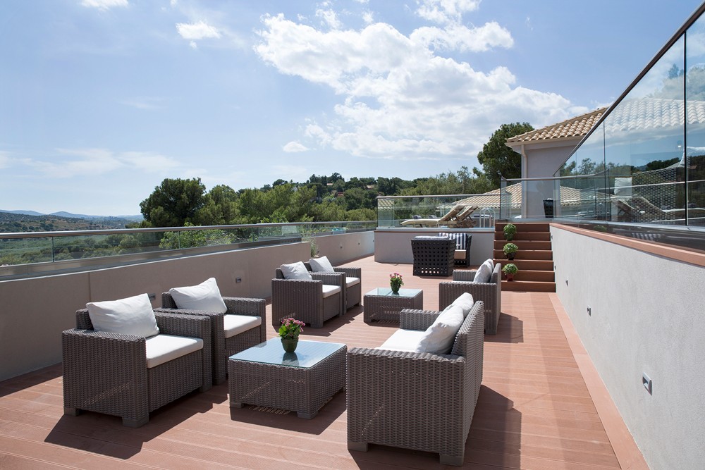 Hotel Dolce Attica Riviera Villa Aphrodite 4.jpg