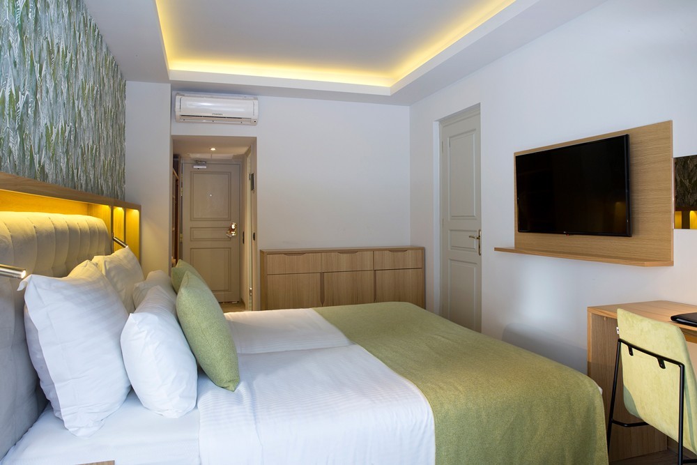 Hotel Dolce Attica Riviera executive family maisonette.jpg