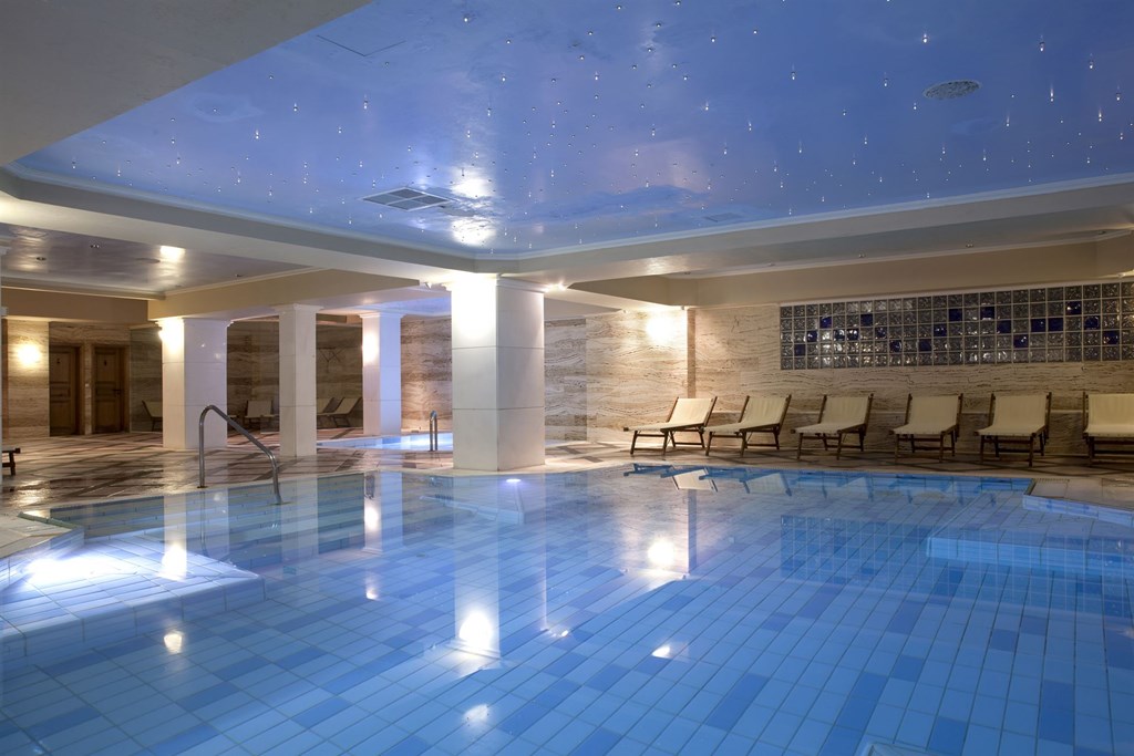 Hotel Dolce Attica Riviera spa.jpg